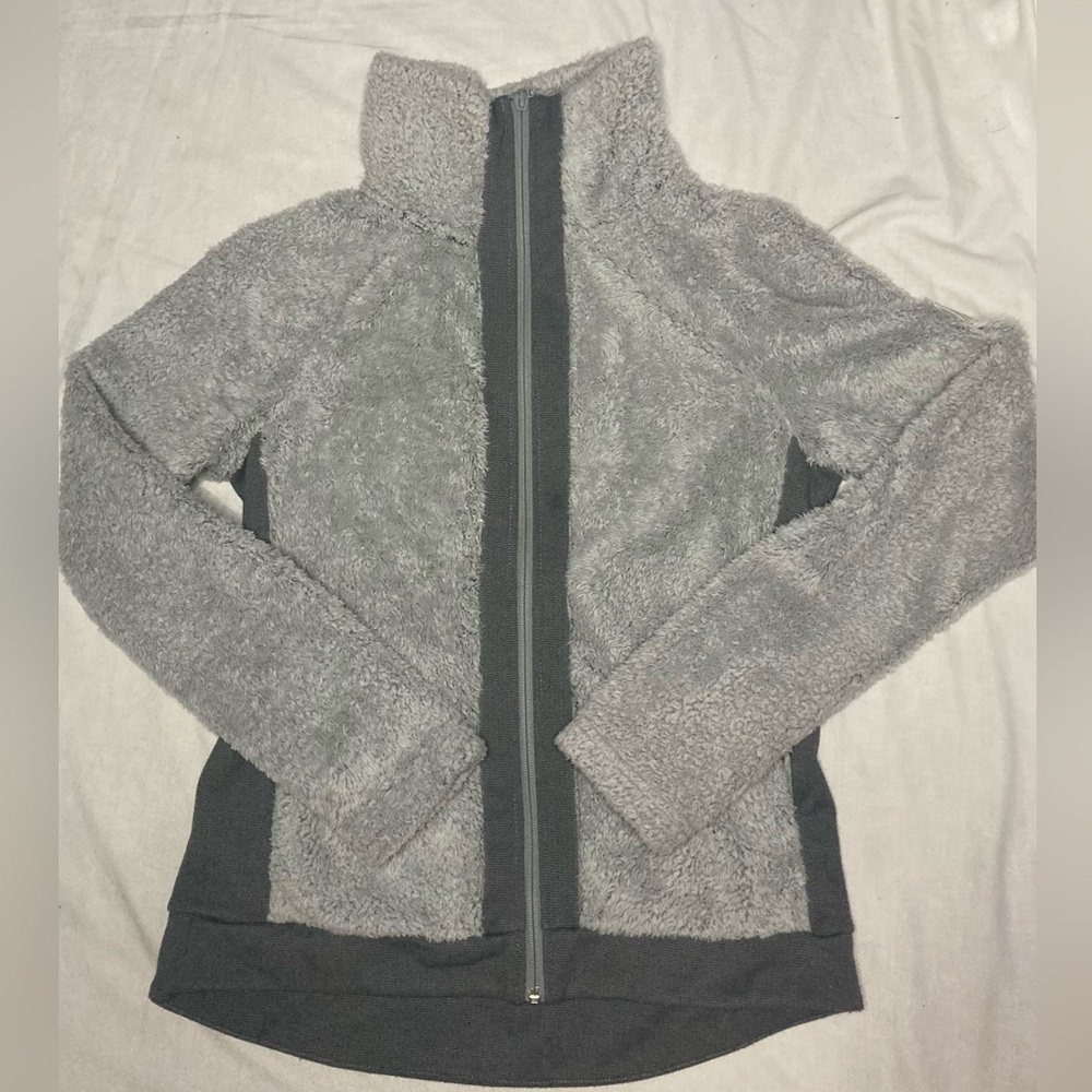 The North Face Gray Teddy Fleece Zip Up Jacket High Collar Cozy Gorpcore Small